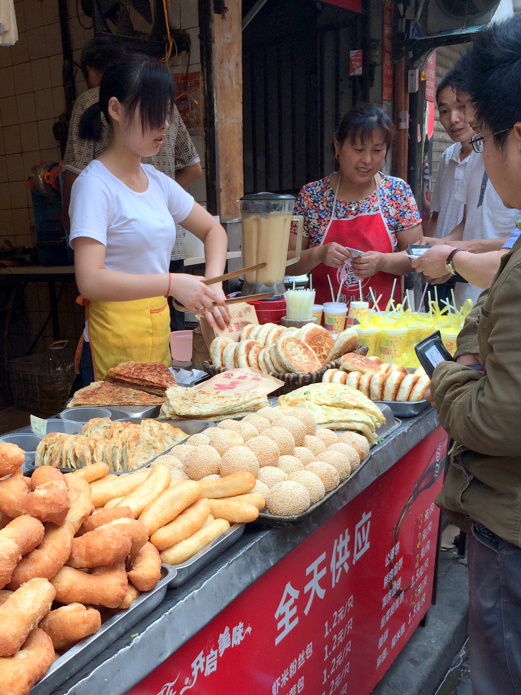 Postcard from Shanghai - Longtong and Streetfood ...