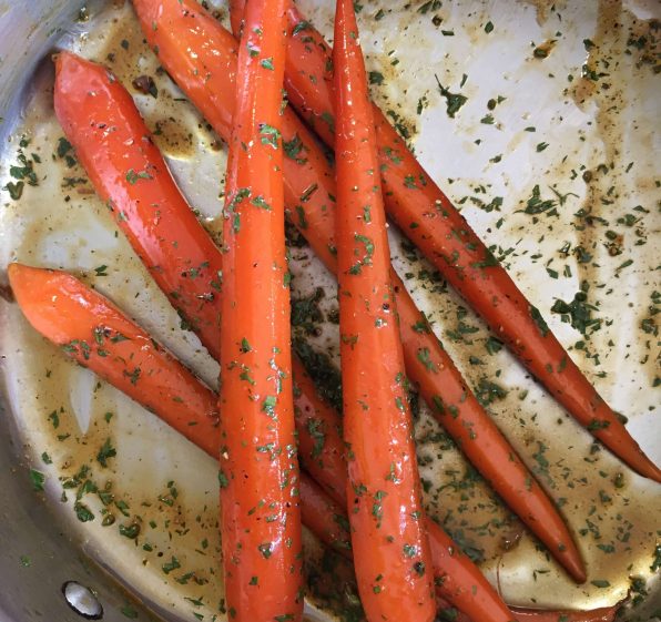 Honey-Glazed Carrots with Coriander and Black Pepper