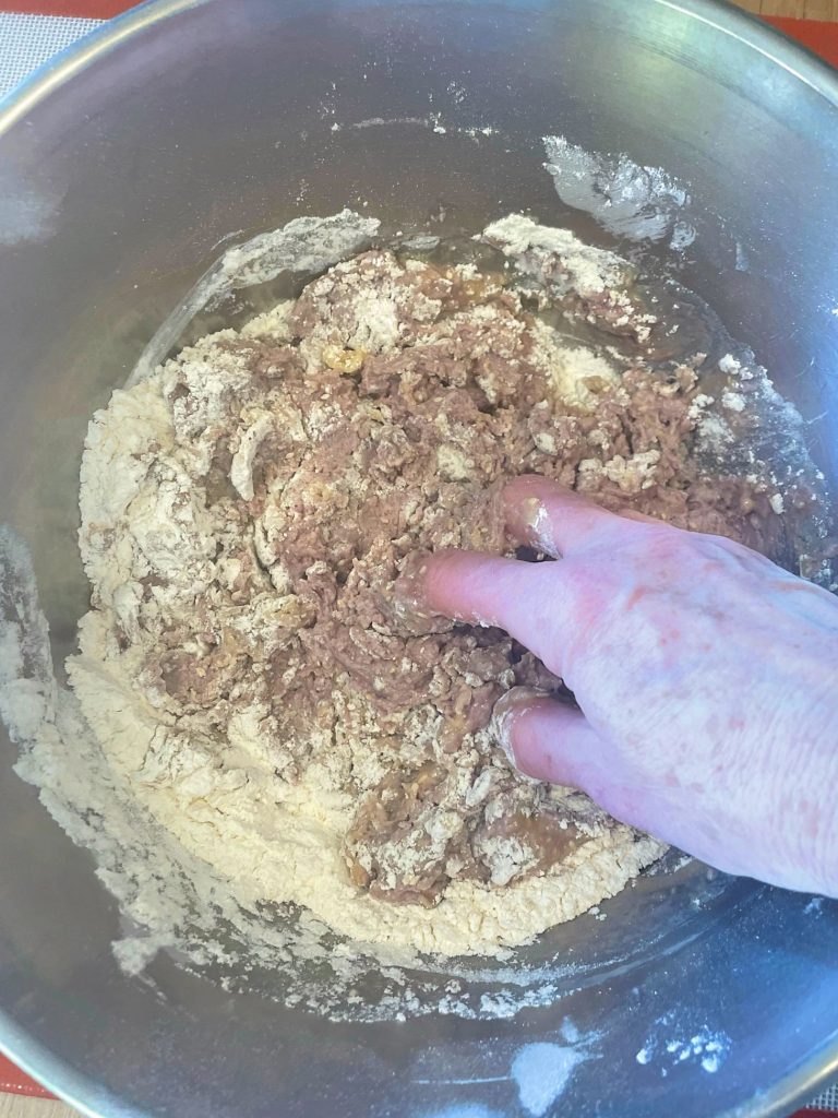 5 Biscotti di Vino stirring dough